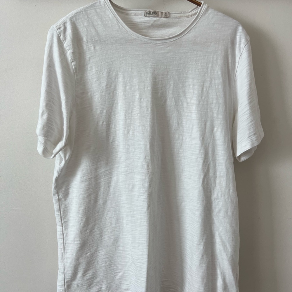 Barefoot Dreams White Short Sleeve Tee
